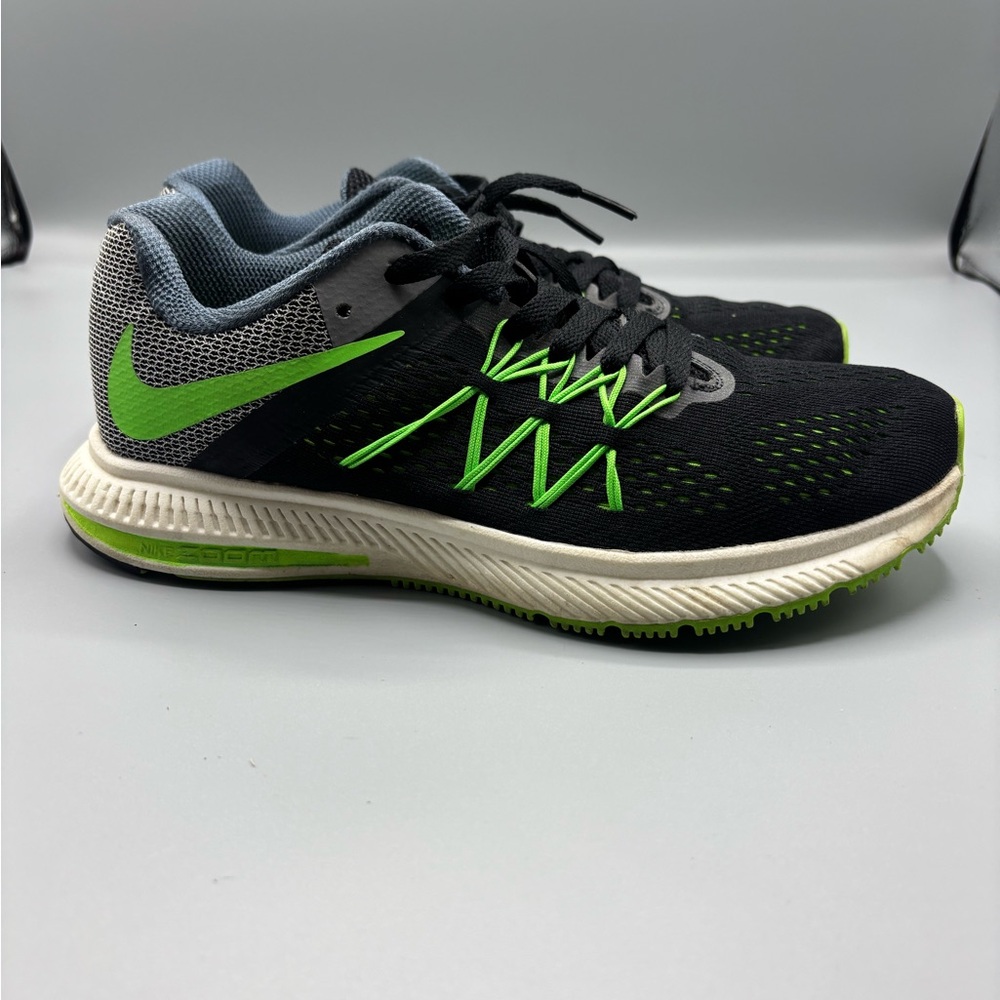 Nike Zoom Winflo 3 Back and Green Running Shoe - 831561-004 - Picture 4 of 8